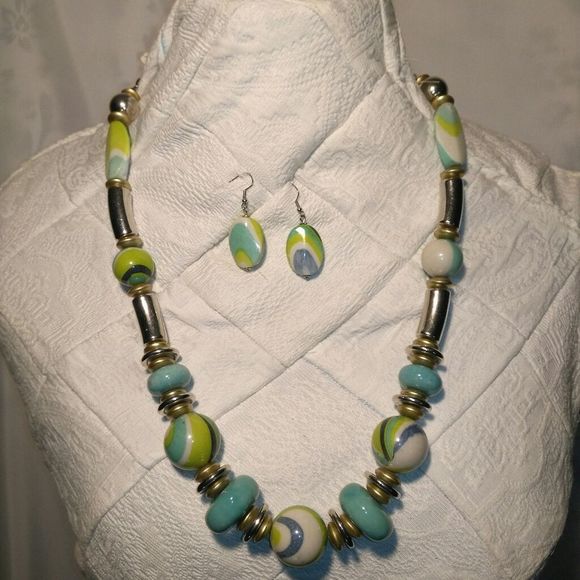 CERAMIC GLASED BEADS & Possibly Bakelite - Picture 6 of 13